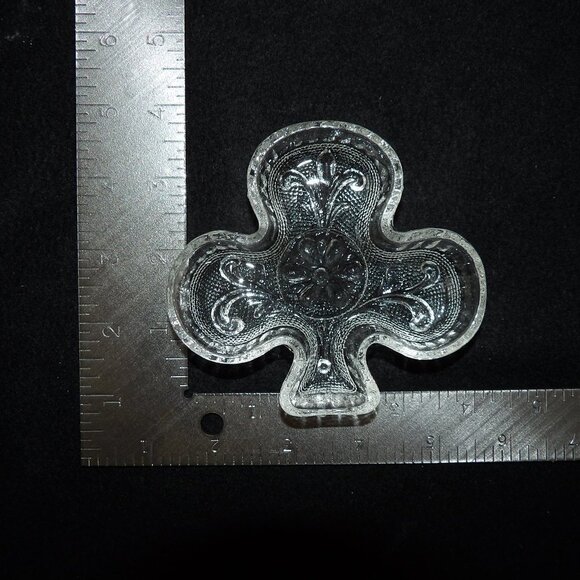 Vintage Tiaraware Indiana Clear Glass Sandwich Pattern Trinket Dish (Set of 8) - Picture 4 of 4